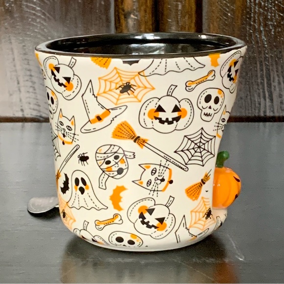 Jack O’Lantern Pumpkin Hand Painted Figural Halloween Mug - Picture 10 of 14